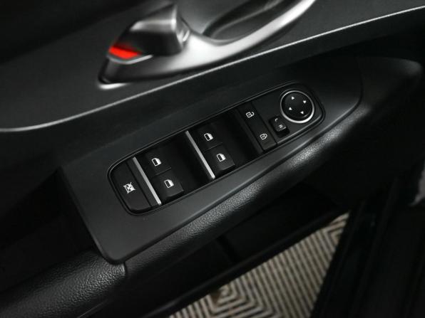 Kia Cerato IV с пробегом 2021 года, цена 2 300 000 рублей, 37065 км, седан, Автокод Объявления