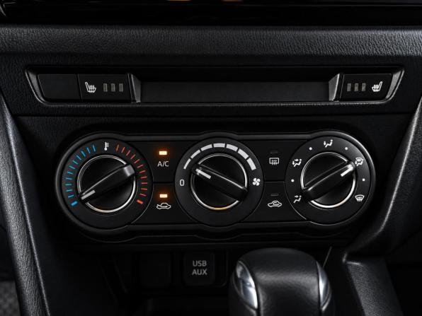 Mazda 3 III (BM) с пробегом 2014 года, цена 1 339 000 рублей, 118063 км, седан, Автокод Объявления