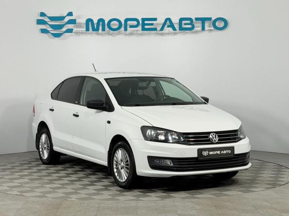 Volkswagen Polo V Рестайлинг с пробегом 2018 года, цена 1 190 000 рублей, 87000 км, седан, Автокод Объявления