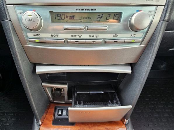 Toyota Camry VI (XV40) с пробегом 2008 года, цена 945 000 рублей, 252101 км, седан, Автокод Объявления