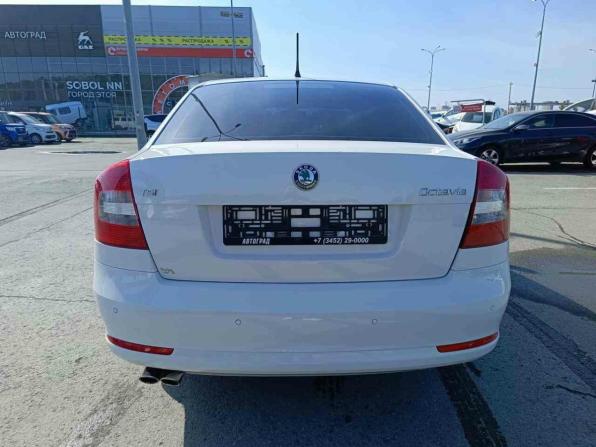 Skoda Octavia II (A5) Рестайлинг с пробегом 2011 года, цена 849 000 рублей, 240605 км, лифтбек, Автокод Объявления