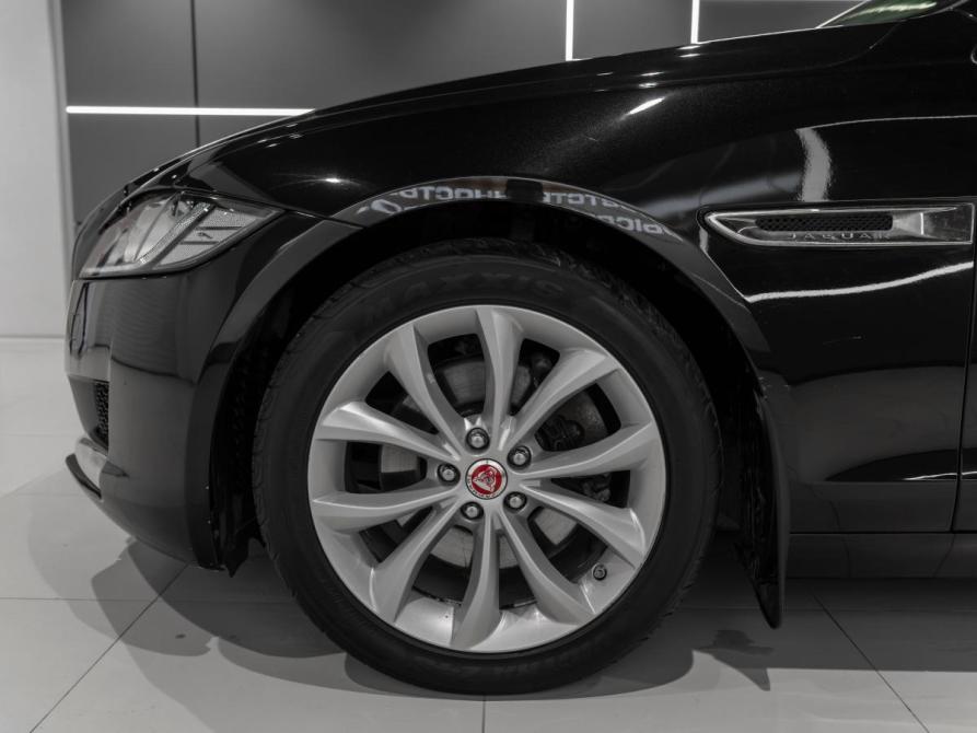 Jaguar XF II Москва  - изображение 23