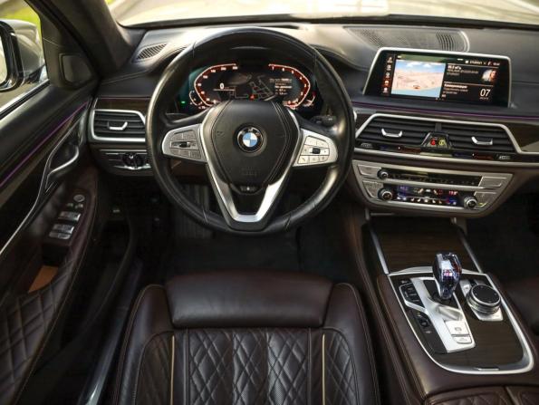 BMW 7 серии VI (G11/G12) Рестайлинг с пробегом 2020 года, цена 4 599 000 рублей, 156491 км, седан, Автокод Объявления