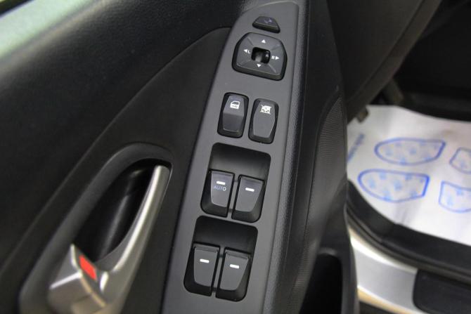 Hyundai ix35 I с пробегом 2012 года, цена 985 300 рублей, 209645 км, внедорожник, Автокод Объявления