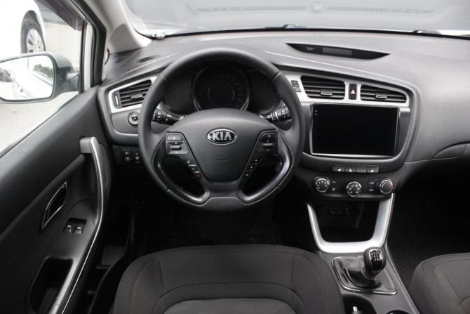 Kia Ceed II с пробегом 2015 года, цена 1 180 000 рублей, 115854 км, универсал, Автокод Объявления