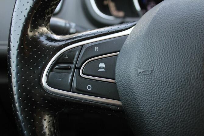 Renault Scenic IV с пробегом 2018 года, цена 1 650 000 рублей, 123000 км, минивэн, Автокод Объявления