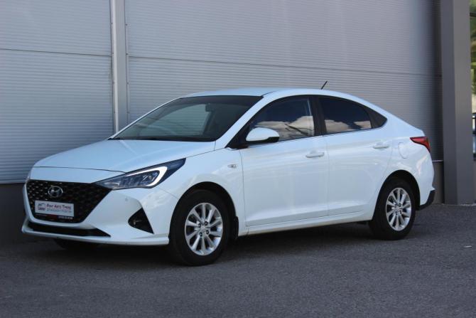 Hyundai Solaris II Рестайлинг с пробегом 2020 года, цена 1 760 000 рублей, 53985 км, седан, Автокод Объявления
