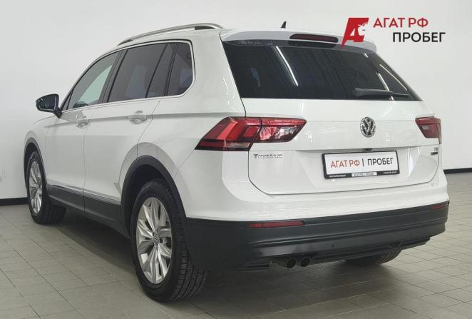 Volkswagen Tiguan II с пробегом 2018 года, цена 2 349 000 рублей, 110027 км, внедорожник, Автокод Объявления