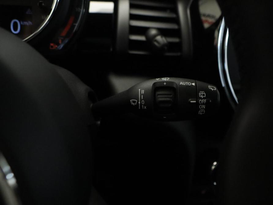 Mini Hatch III (F55/F56) Рестайлинг Москва  - изображение 12