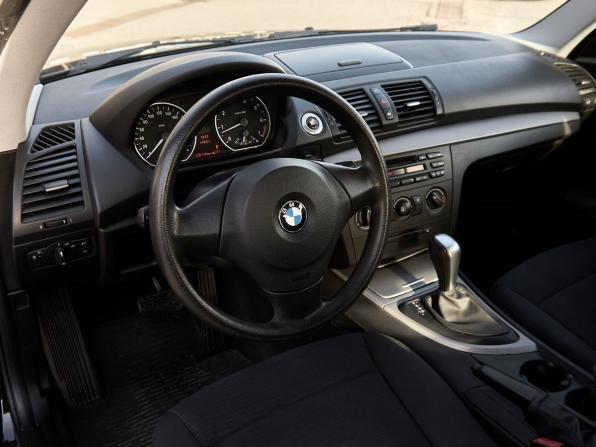 BMW 1 серии I (E81/E82/E87/E88) Рестайлинг с пробегом 2011 года, цена 894 000 рублей, 128082 км, хэтчбек, Автокод Объявления