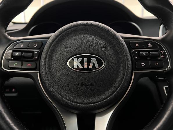 Kia Optima IV с пробегом 2017 года, цена 2 099 000 рублей, 43187 км, седан, Автокод Объявления