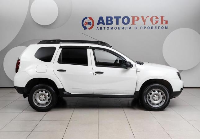 Renault Duster I Рестайлинг с пробегом 2016 года, цена 949 000 рублей, 92479 км, внедорожник, Автокод Объявления