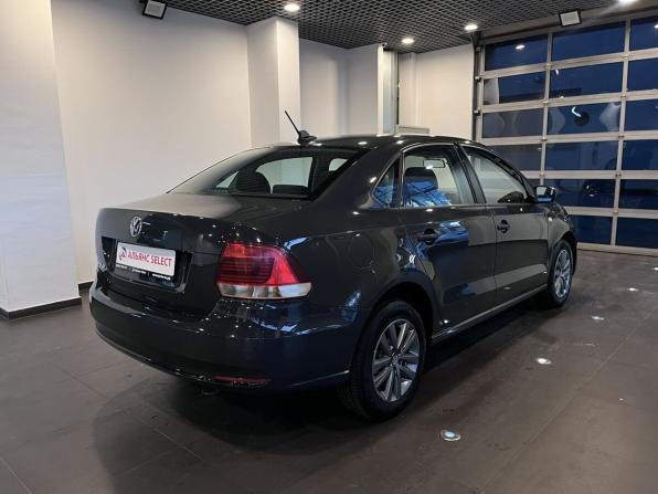 Volkswagen Polo V Рестайлинг с пробегом 2017 года, цена 1 266 000 рублей, 82000 км, седан, Автокод Объявления