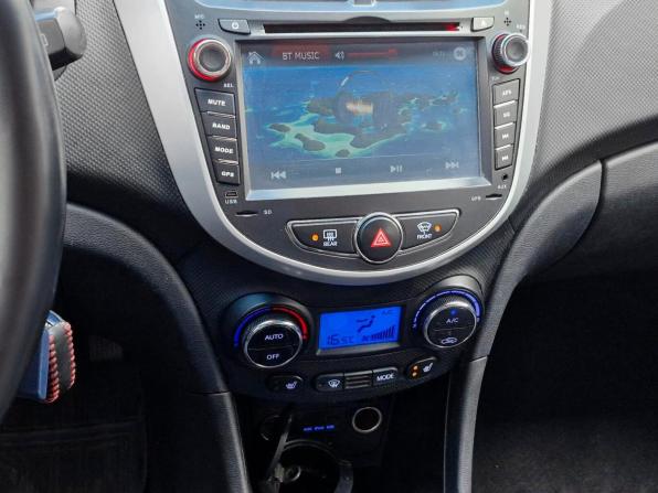Hyundai Solaris I с пробегом 2013 года, цена 779 000 рублей, 163598 км, хэтчбек, Автокод Объявления