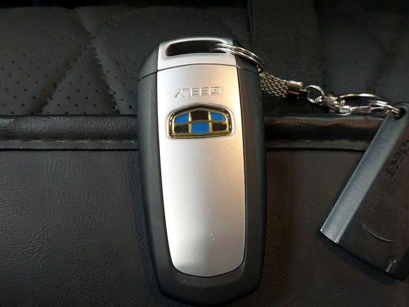 Geely Atlas I с пробегом 2022 года, цена 1 740 000 рублей, 76530 км, внедорожник, Автокод Объявления