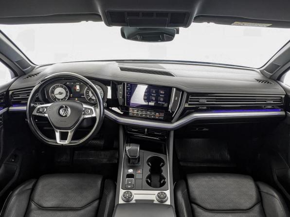 Volkswagen Touareg III с пробегом 2019 года, цена 4 430 000 рублей, 108625 км, внедорожник, Автокод Объявления