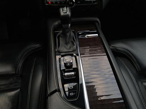 Volvo XC90 II с пробегом 2017 года, цена 3 460 000 рублей, 154410 км, внедорожник, Автокод Объявления