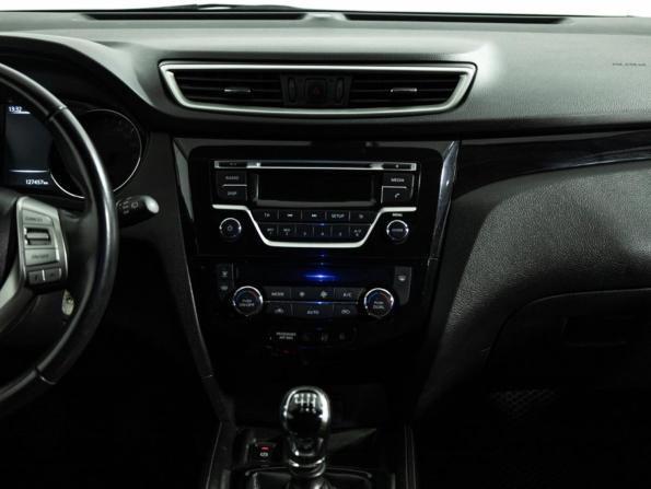 Nissan Qashqai II с пробегом 2017 года, цена 1 299 777 рублей, 127453 км, внедорожник, Автокод Объявления