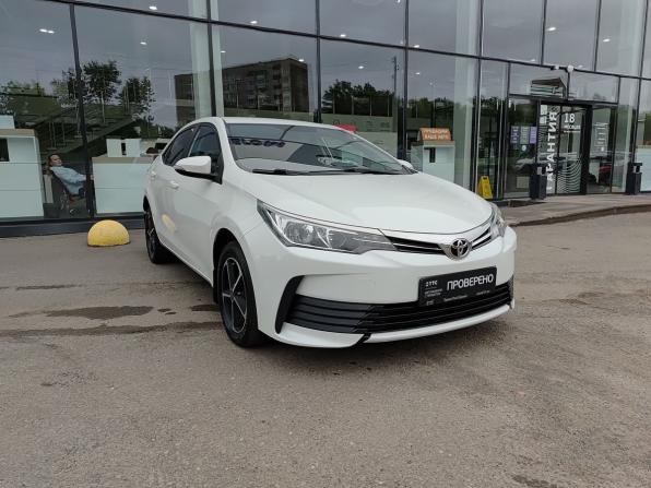 Toyota Corolla XI (E160 E170 E180) Рестайлинг 1 с пробегом 2016 года, цена 1 599 800 рублей, 78000 км, седан, Автокод Объявления