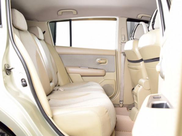 Nissan Tiida I с пробегом 2005 года, цена 499 995 рублей, 254492 км, хэтчбек, Автокод Объявления