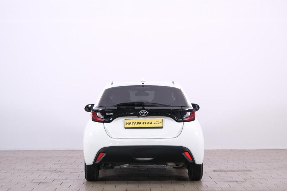 Toyota Yaris IV Омск  - изображение 6
