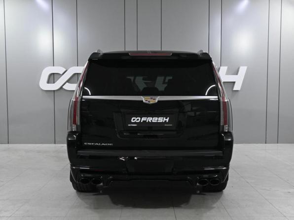 Cadillac Escalade IV с пробегом 2016 года, цена 4 500 000 рублей, 107309 км, внедорожник, Автокод Объявления