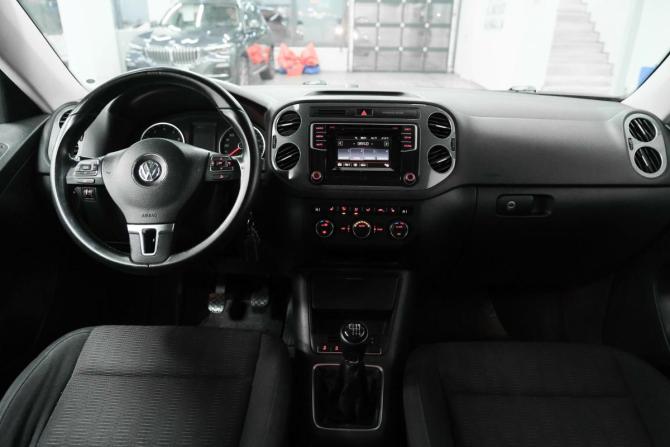 Volkswagen Tiguan I Рестайлинг с пробегом 2016 года, цена 1 130 000 рублей, 251419 км, внедорожник, Автокод Объявления