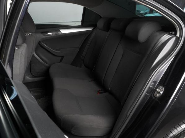 Volkswagen Jetta VI с пробегом 2011 года, цена 735 000 рублей, 264981 км, седан, Автокод Объявления