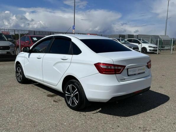 Lada (ВАЗ) Vesta I с пробегом 2017 года, цена 885 000 рублей, 110557 км, седан, Автокод Объявления