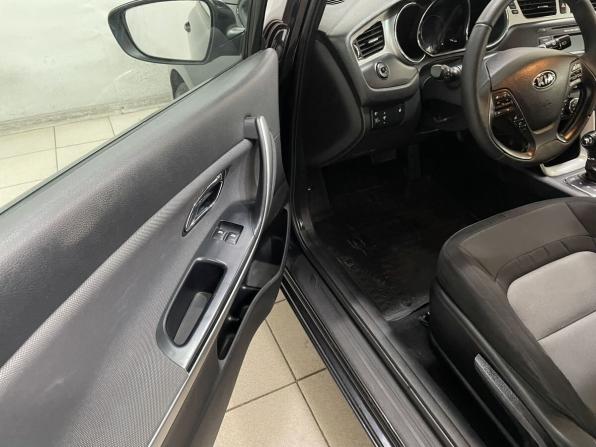 Kia Ceed II с пробегом 2013 года, цена 1 250 000 рублей, 115844 км, хэтчбек, Автокод Объявления