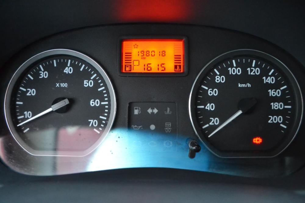 Renault Sandero I Старый Оскол  - изображение 12