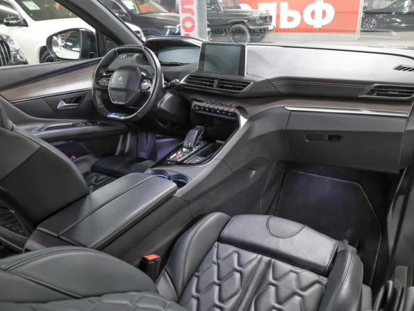 Peugeot 3008 II Рестайлинг с пробегом 2021 года, цена 2 397 000 рублей, 64234 км, внедорожник, Автокод Объявления