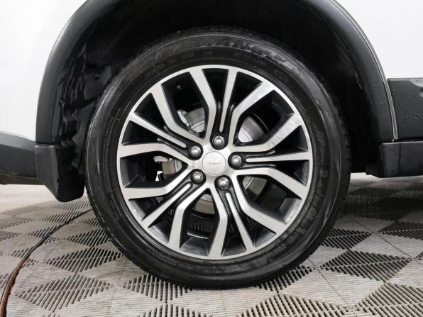 Mitsubishi Outlander III Рестайлинг 2 с пробегом 2016 года, цена 1 790 000 рублей, 225300 км, внедорожник, Автокод Объявления