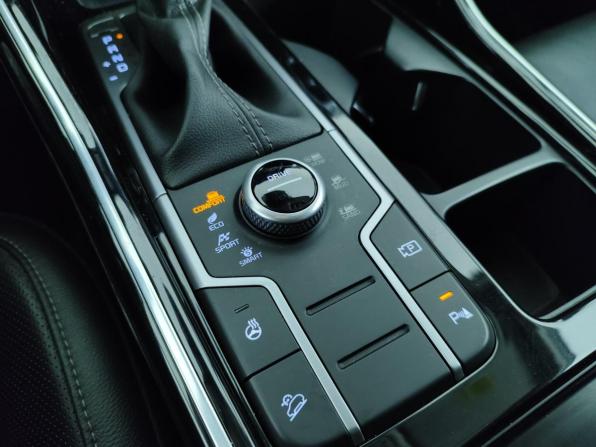 Kia Sorento IV с пробегом 2023 года, цена 3 899 000 рублей, 57776 км, внедорожник, Автокод Объявления