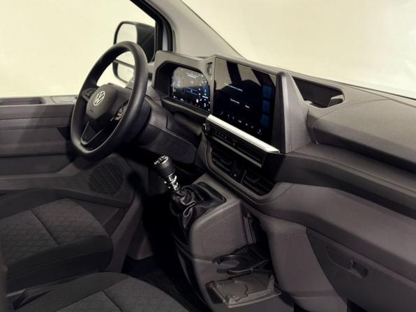 Volkswagen Transporter T7 с пробегом 2025 года, цена 5 990 000 рублей, 54 км, фургон, Автокод Объявления