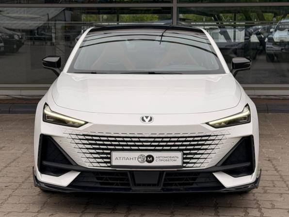 Changan UNI-V I с пробегом 2024 года, цена 2 196 000 рублей, 69047 км, лифтбек, Автокод Объявления