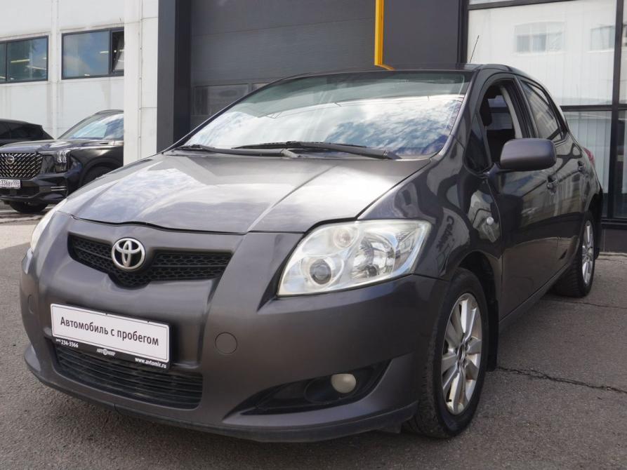 Toyota Auris I Москва  - изображение 1