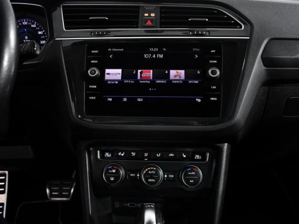Volkswagen Tiguan II с пробегом 2018 года, цена 2 720 000 рублей, 59000 км, внедорожник, Автокод Объявления