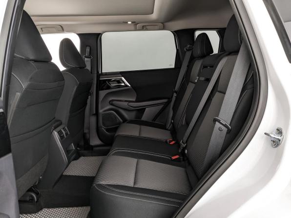 Mitsubishi Outlander IV с пробегом 2023 года, цена 3 800 000 рублей, 26005 км, внедорожник, Автокод Объявления