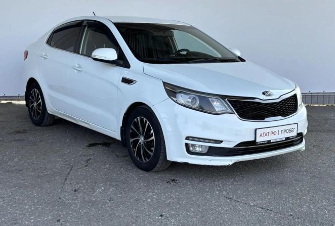 Kia Rio III Рестайлинг с пробегом 2015 года, цена 998 000 рублей, 142928 км, седан, Автокод Объявления