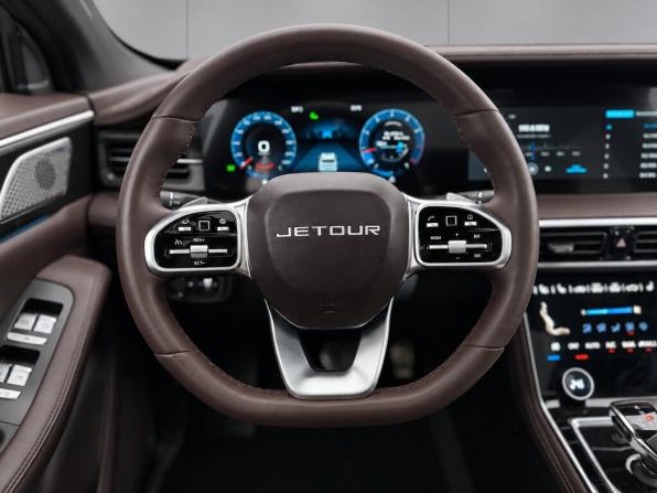 JETOUR X90+ с пробегом 2023 года, цена 2 199 000 рублей, 58141 км, внедорожник, Автокод Объявления