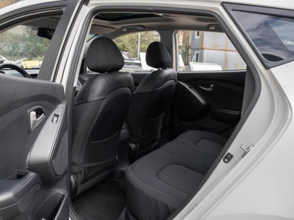 Hyundai Tucson II с пробегом 2011 года, цена 1 420 000 рублей, 121393 км, внедорожник, Автокод Объявления