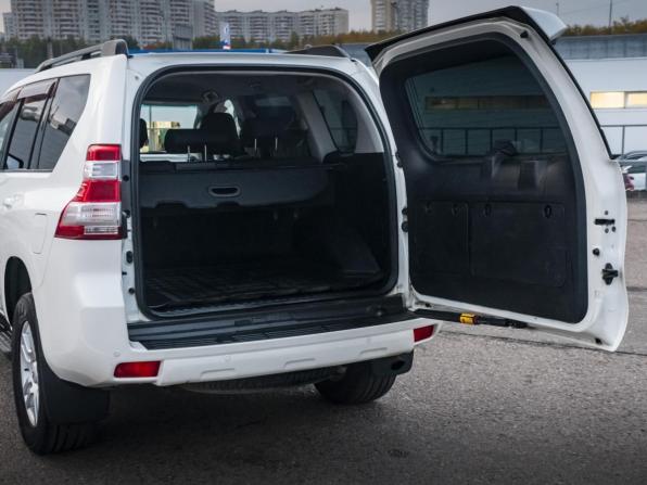 Toyota Land Cruiser Prado 150 Series Рестайлинг 1 с пробегом 2015 года, цена 3 398 000 рублей, 278588 км, внедорожник, Автокод Объявления