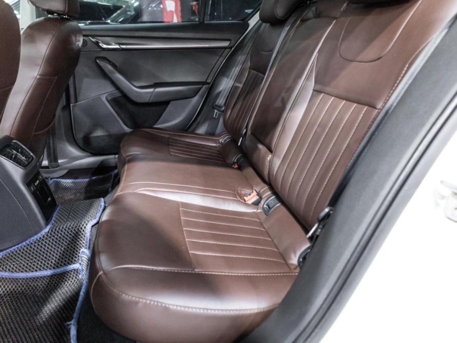 Skoda Octavia III (A7) Рестайлинг Санкт-Петербург  - изображение 13