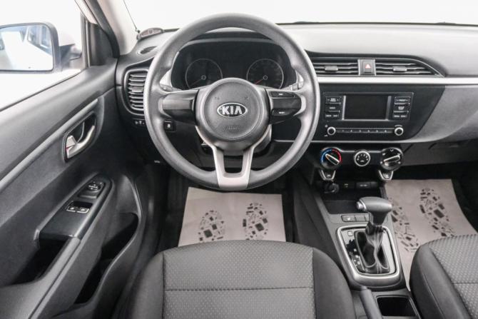 Kia Rio IV Рестайлинг с пробегом 2021 года, цена 1 699 000 рублей, 70000 км, седан, Автокод Объявления