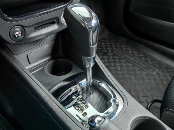 Renault Fluence I Рестайлинг с пробегом 2014 года, цена 795 000 рублей, 131652 км, седан, Автокод Объявления