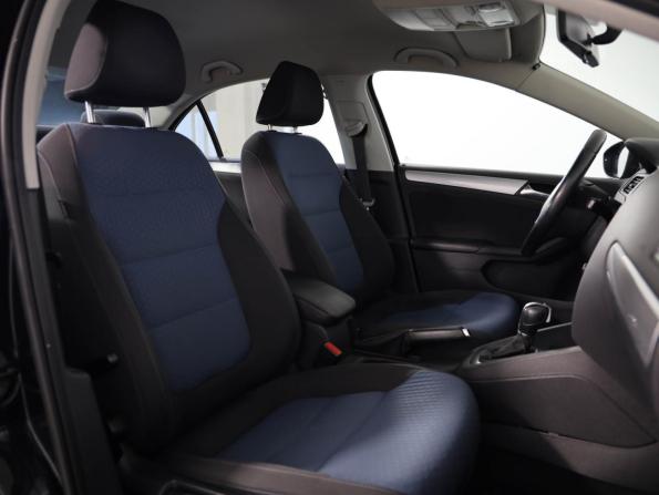 Volkswagen Jetta VI с пробегом 2013 года, цена 949 000 рублей, 234065 км, седан, Автокод Объявления