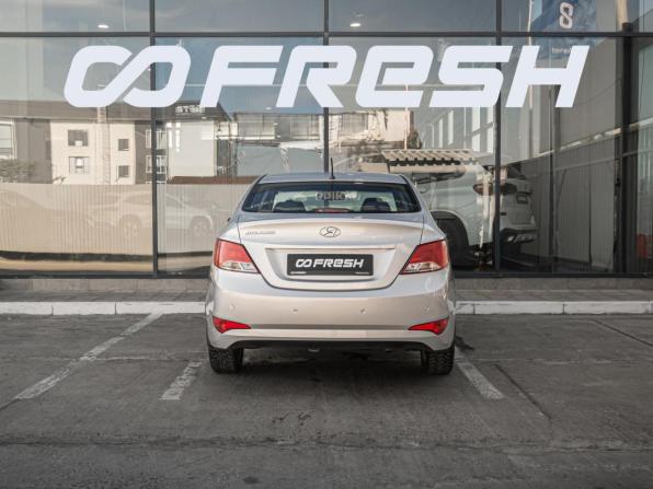 Hyundai Solaris I Рестайлинг с пробегом 2016 года, цена 930 000 рублей, 190212 км, седан, Автокод Объявления