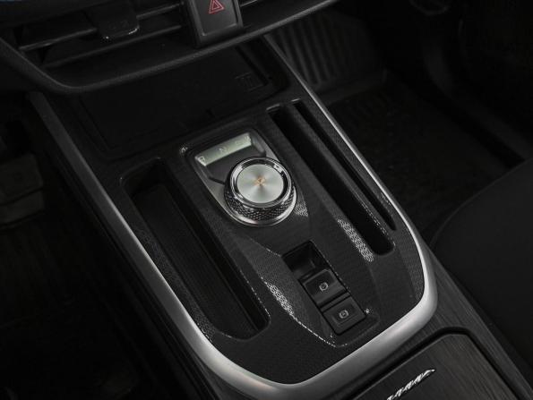 Haval Jolion I Рестайлинг с пробегом 2023 года, цена 1 710 000 рублей, 43296 км, внедорожник, Автокод Объявления