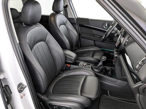 Mini Countryman II с пробегом 2018 года, цена 2 400 000 рублей, 118500 км, внедорожник, Автокод Объявления